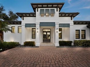 3525 Founders Club Dr, Sarasota, FL 34240