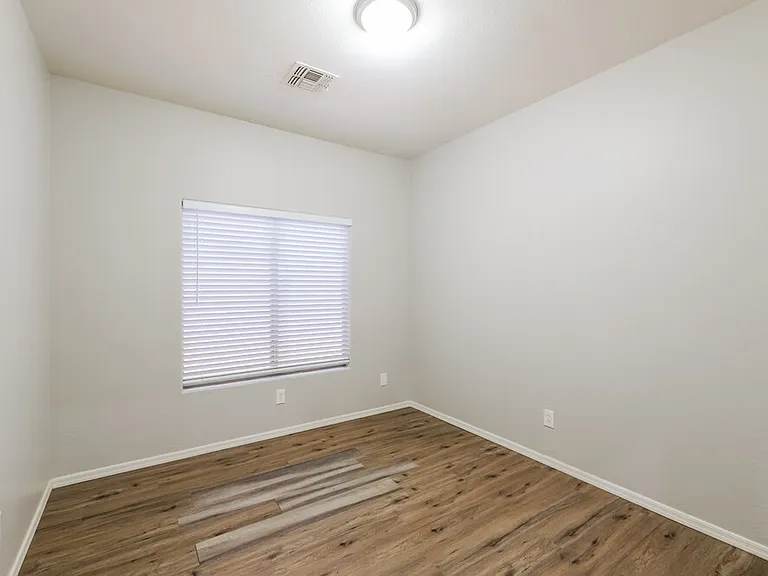 7110 W Superior Ave — Photo 13