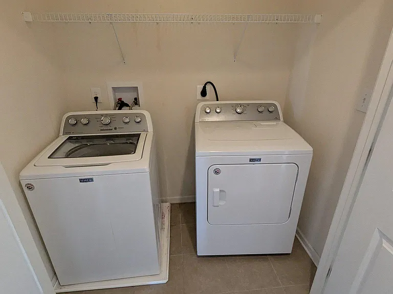 224 Jenny Dr — Photo 23