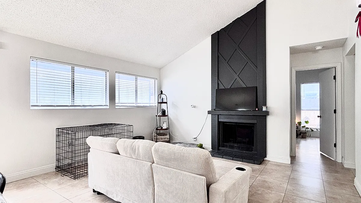 Building Photo - 2318 El Molino Cir