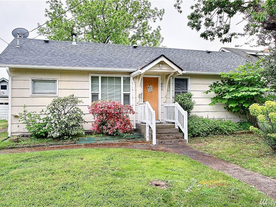 1st image of 806 2nd Ave NE