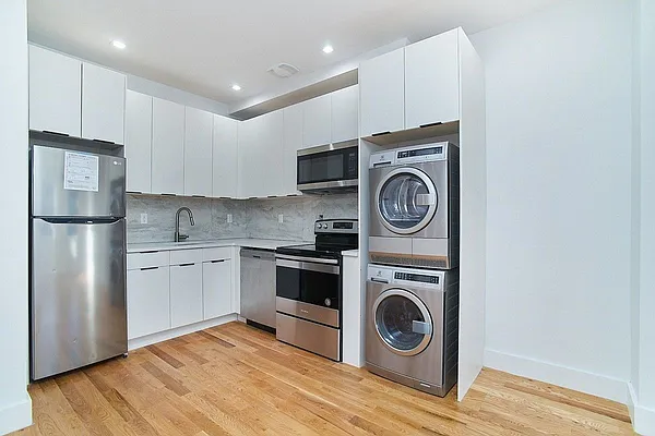 Rented by Keller Williams NYC | media 7