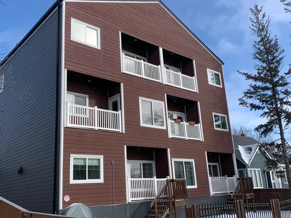 293 Edison Ave #305, Winnipeg, MB R2G 0L5