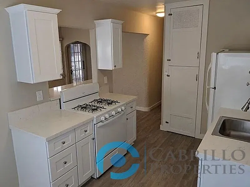 2 bed, 1.0 bath, $2,395 — Photo 4