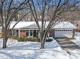 2326 Briarcliff Dr, Alton, IL 62002