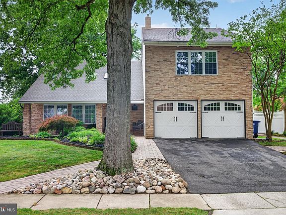 4th image of 20 Merion Rd