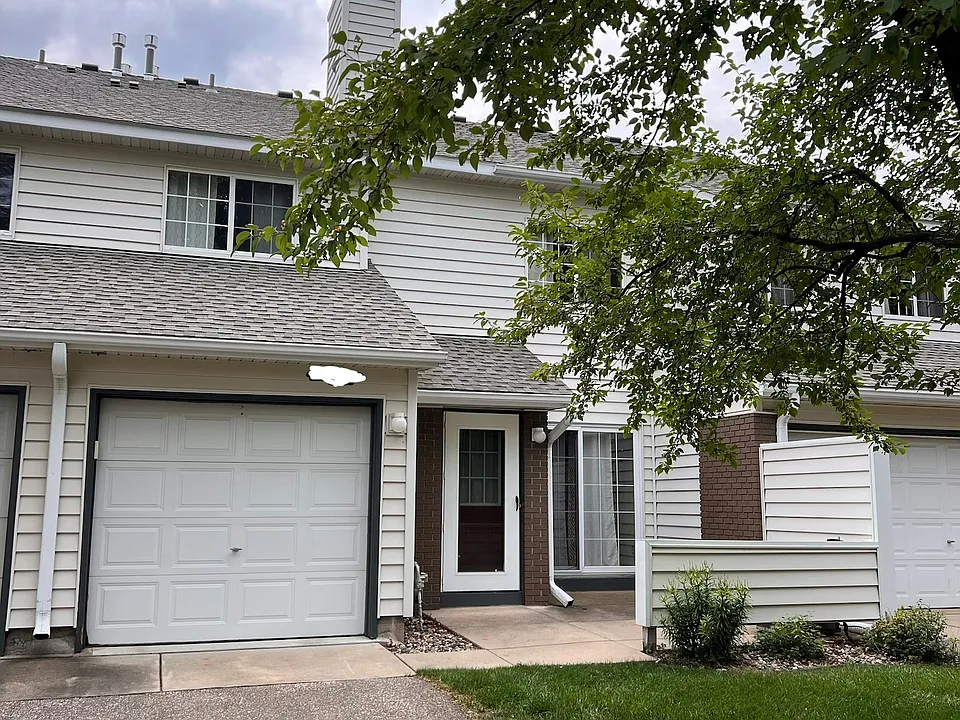 12789 Edgewater Path