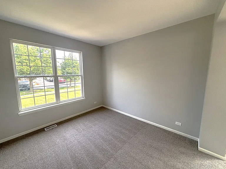 1527 Somerfield Dr — Photo 6