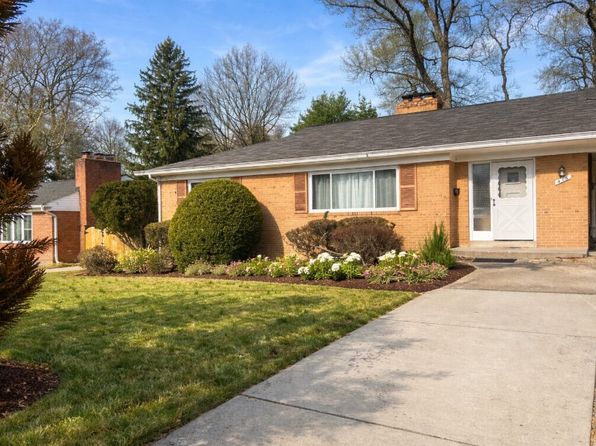 416 Burnt Mills Ave #B