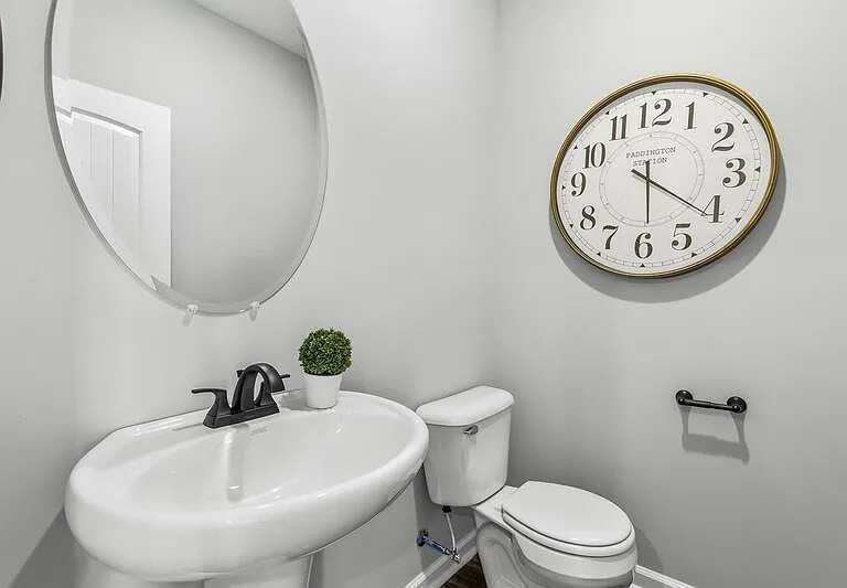 1115 Hillwood Dr — Photo 10