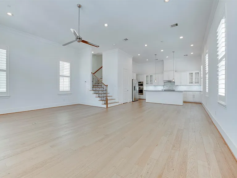 8736 Oak Kolbe Ln — Photo 4
