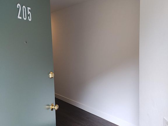 3rd image of 1464 La Playa St APT 205