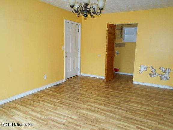 4th image of 33 Grigsby Ln