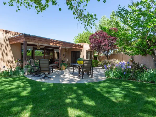 1904 San Rio Ct NW, Albuquerque, NM 87107