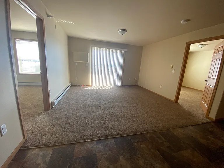 Stanley Apartments — Photo 36