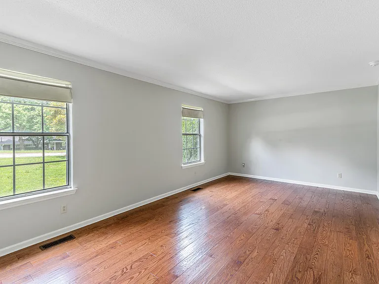 7830 Cove Ridge Dr — Photo 9