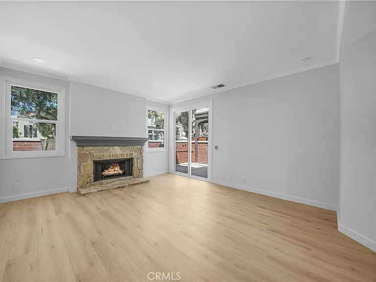 6082 Eaglecrest Dr — Photo 8