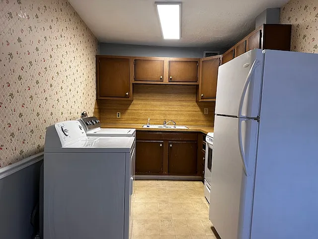 2 bed, 869 sqft, $975 — Photo 4