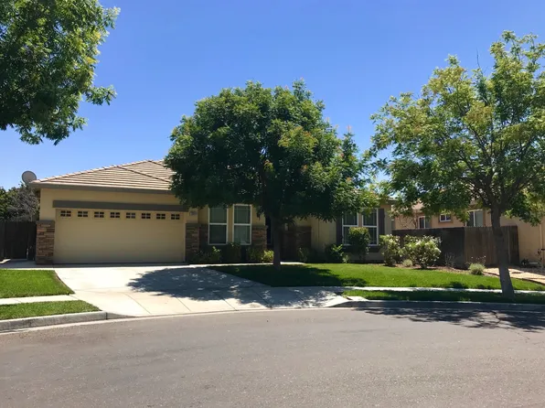 2093 Maximillian Ct, Los Banos, CA 93635