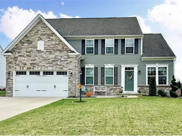 3816 Crimson Harvest Ln, Medina, OH 44256