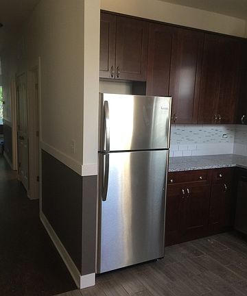 4th image of 1531 E 71st Pl #1
