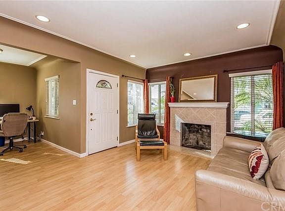 4th image of 17316 Wilkie Ave