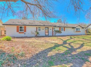 918 McCall Dr, Norman, OK 73072