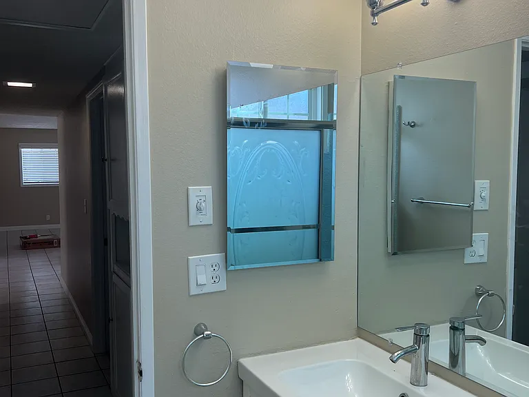 6962 Belgrave Ave — Photo 5