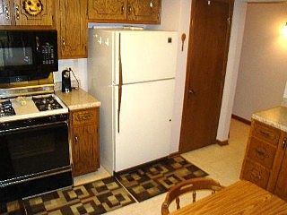 5th image of 15720 Deerfield Ct Unit 2N
