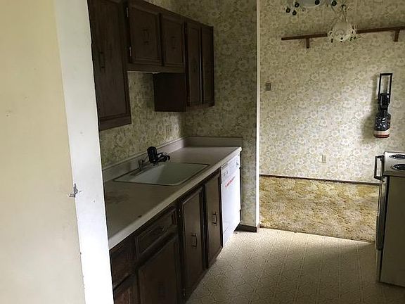 3rd image of 8647 N Servite Dr #111