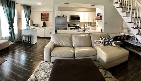 4th image of 1103 Cove Dr