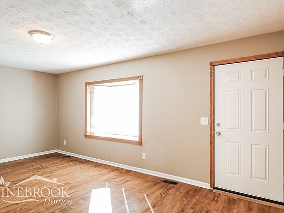 3rd image of 2408 Horning Dr