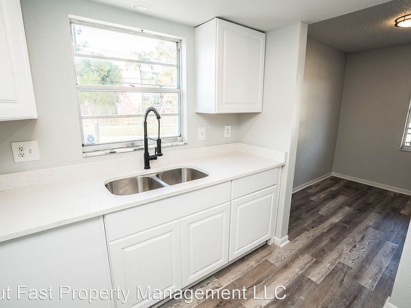 5th image of 1287 Pierce St #4