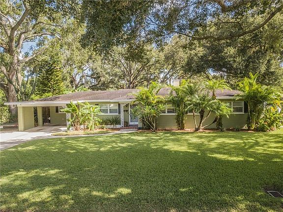 3rd image of 519 W Shady Ln