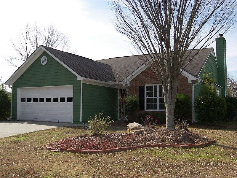 1st image of 227 Farmville Ct