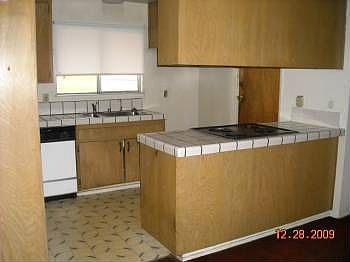 5th image of 3102 Marten Ave
