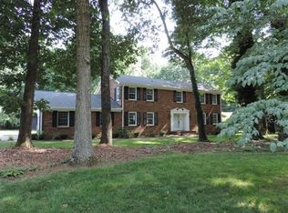 303 Fairidge Dr, Jamestown, NC 27282