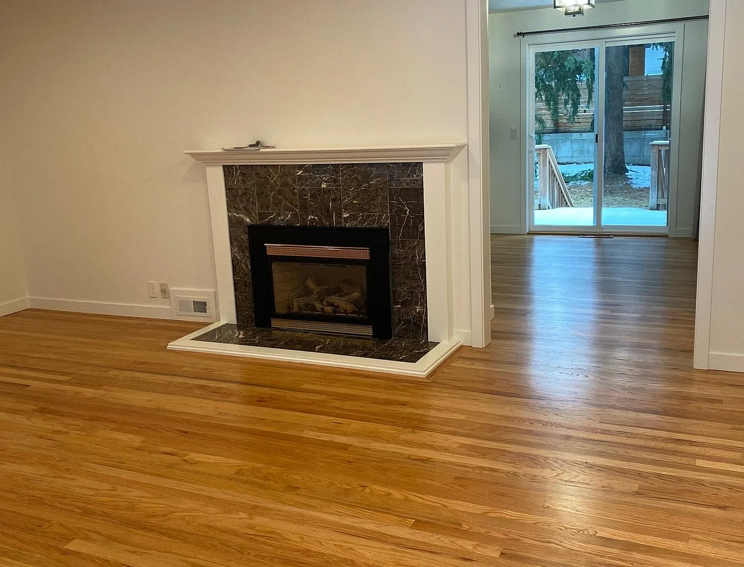 2 bed, 1.5 bath, 1170 sqft, $3,500 — Photo 2