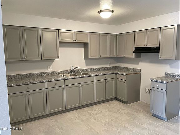 4th image of 8155 W Avalon Dr