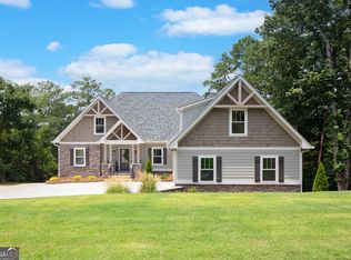 2807 Point Ovlk, Gainesville, GA 30501