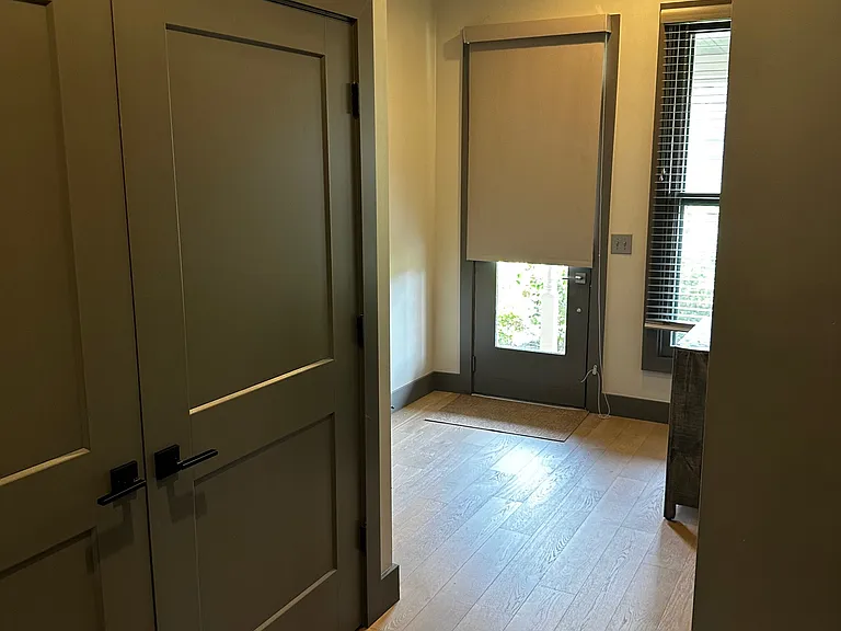 527 N. College Ave — Photo 8
