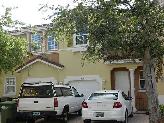 2nd image of 562 NE 21st Ave
