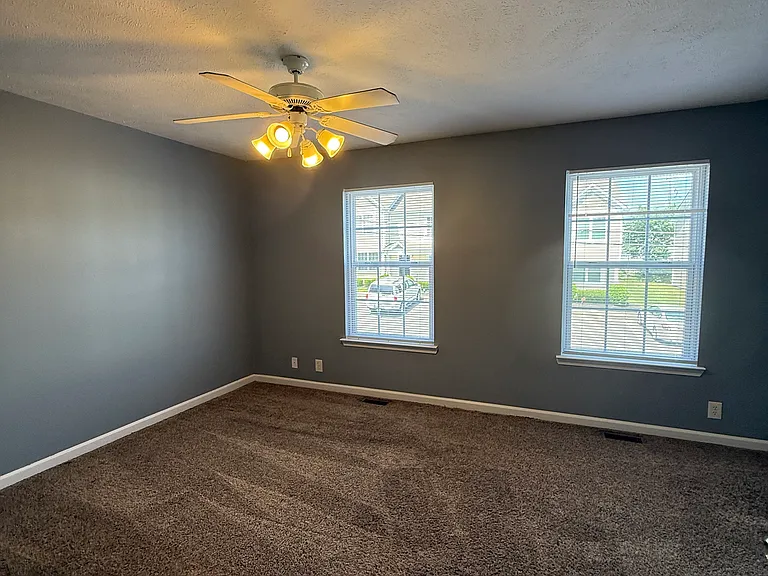 1010 Arlene Dr — Photo 10