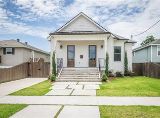 5742 Pasteur Blvd, New Orleans, LA 70122