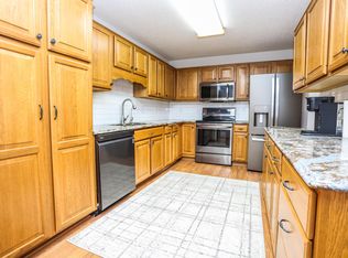 1515 E Melgaard Rd APT 302, Aberdeen, SD 57401