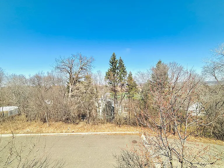 6 City View Ln — Photo 17
