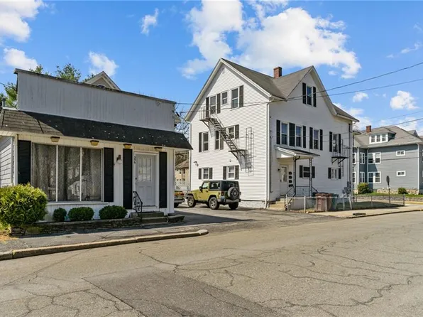 446 Coe St, Woonsocket, RI 02895