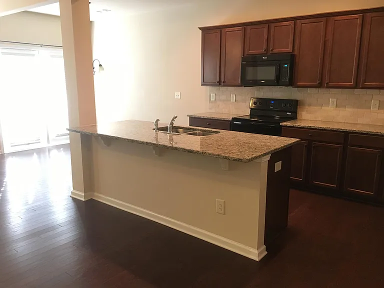 1295 Rubble Rd — Photo 3