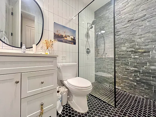 Rented by Nolita Group | media 8