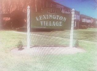 9C Hemlock Dr APT 45, Bay Shore, NY 11706